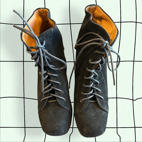 Jefefery Campbell Bird Claw Lolitas - Picture 2 of 10